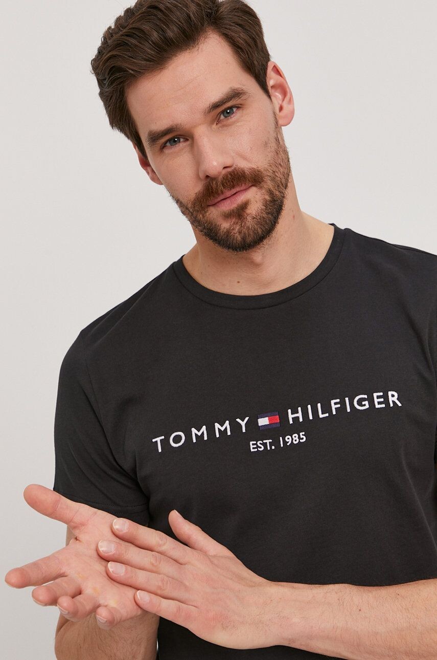 

Хлопковая футболка Tommy Hilfiger, черный