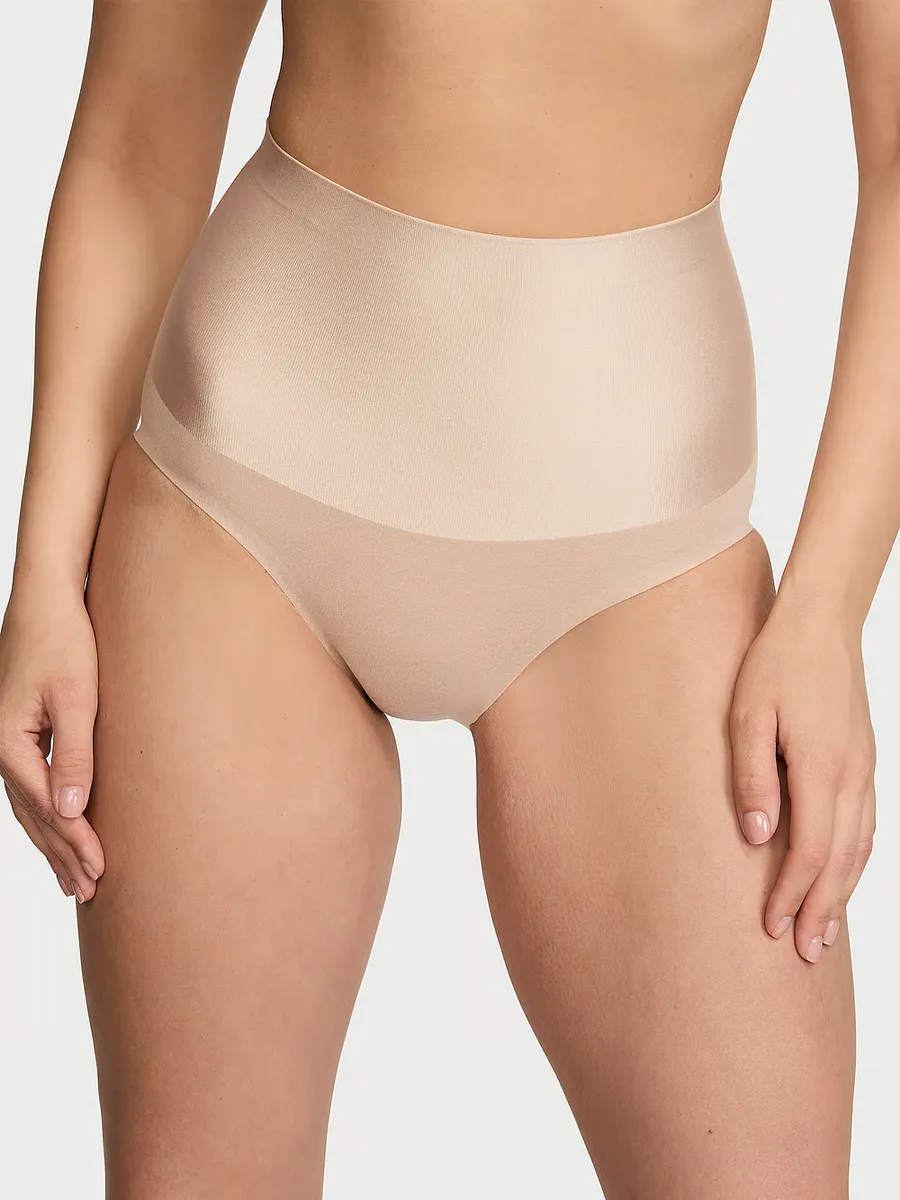 

Разглаживающие трусики с мерцающим эффектом Body By Victoria, цвет Praline