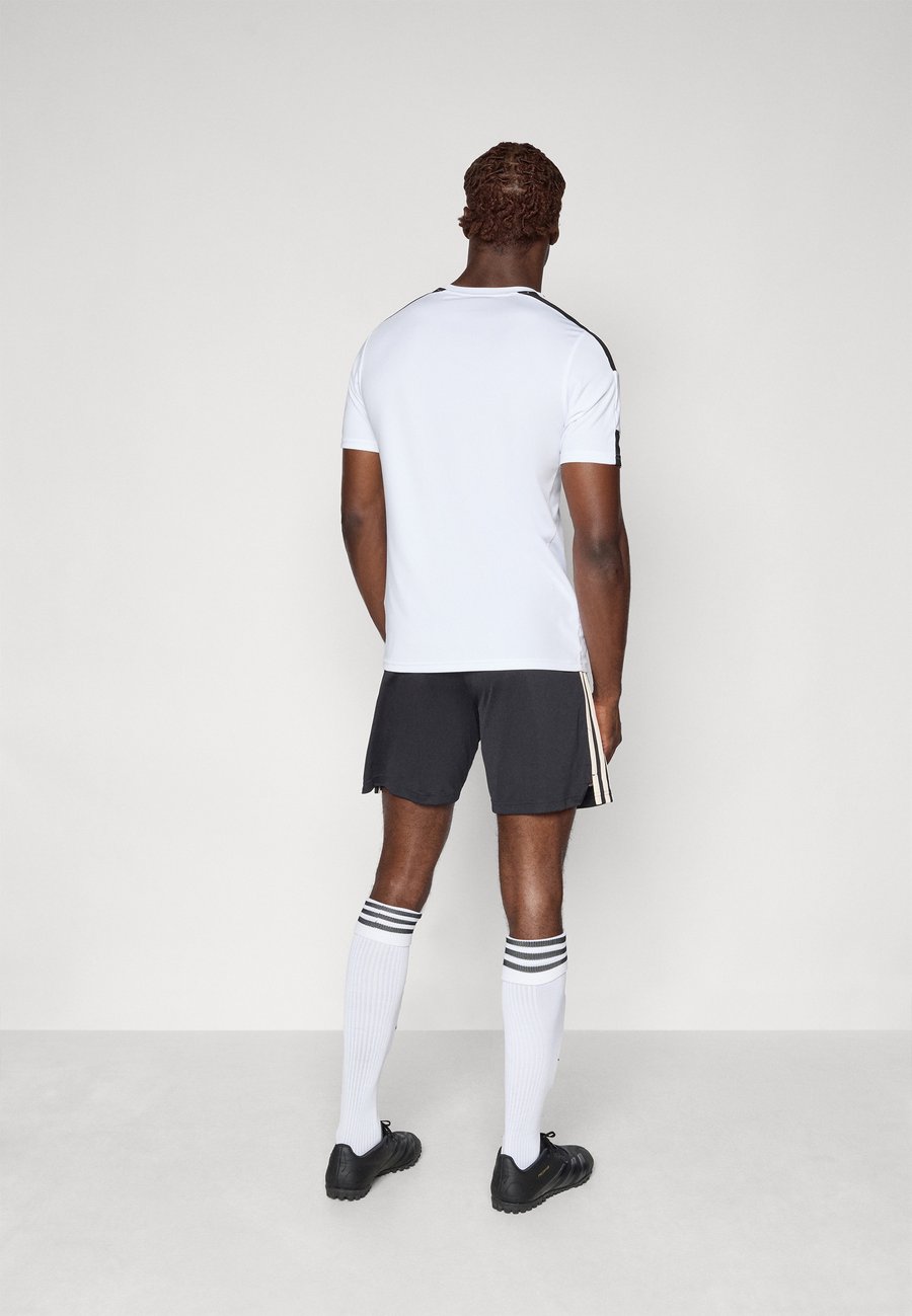 Спортивные шорты Adidas Originals FC BAYERN 2025/2026 THIRD SHORTS, Black — фото 3