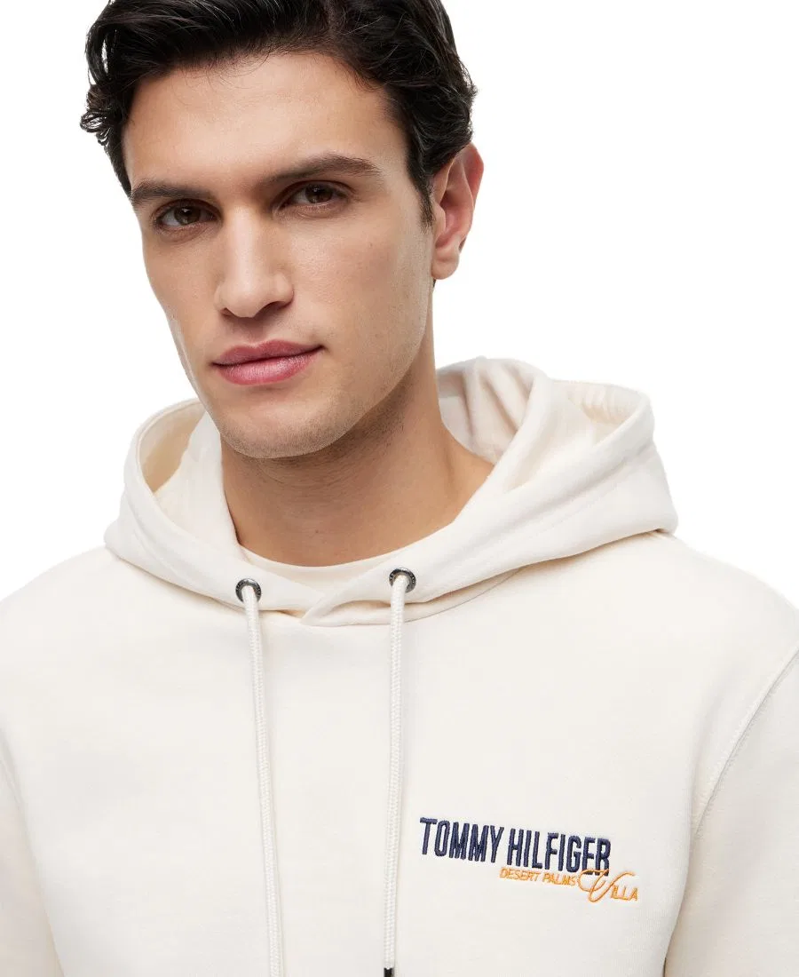 Мужская летняя толстовка с графическим принтом на спине, стандартного кроя Tommy Hilfiger, слоновая кость — фото 3