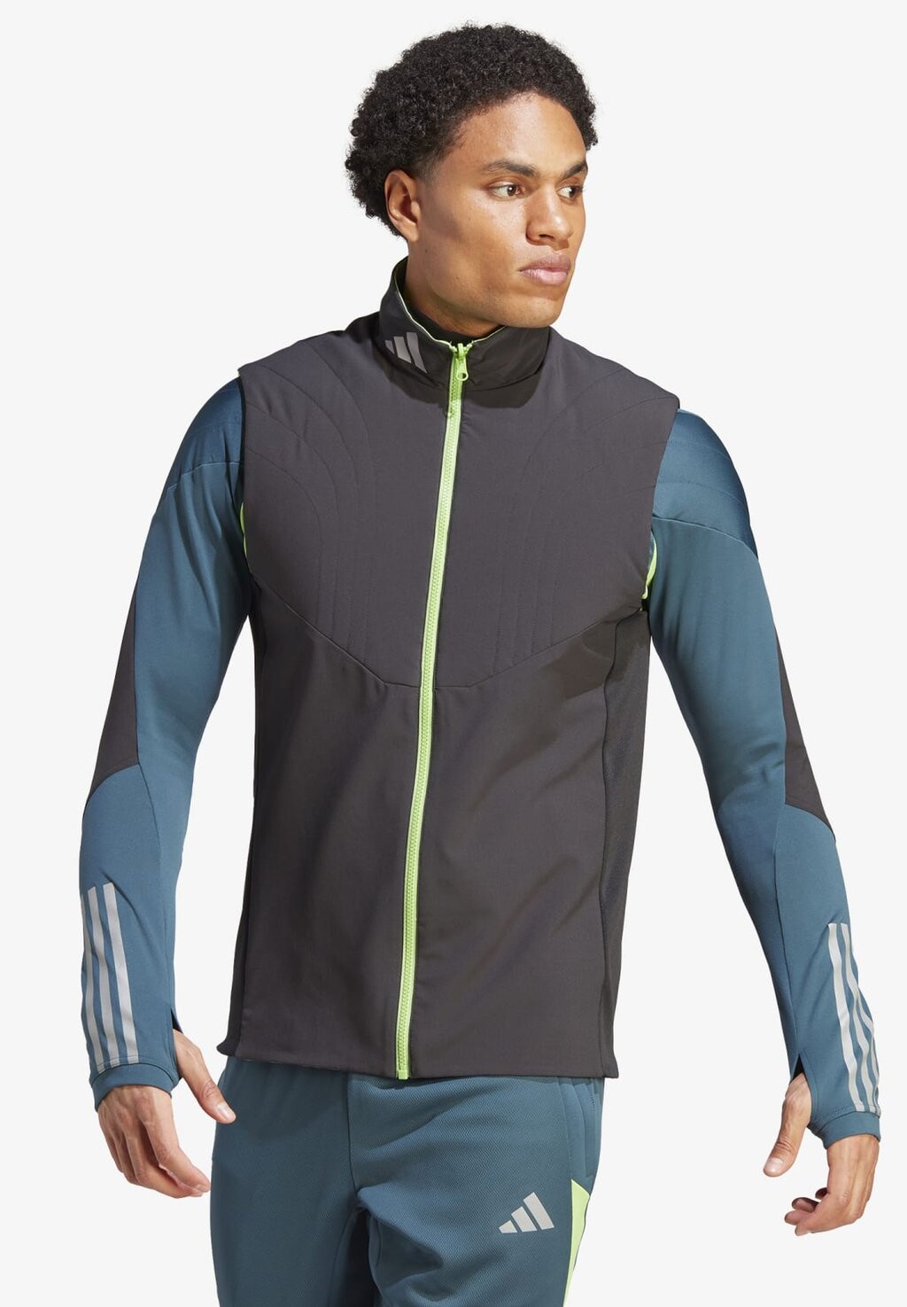 

Спортивная куртка Tiro 23 Competition Winterized Adidas, цвет black/semi lucid lime