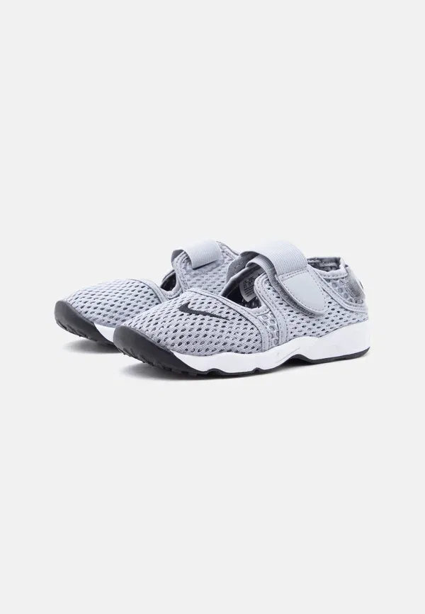 Кроссовки Nike Sportswear Rift 2, серый волк/черный/белый — фото 2