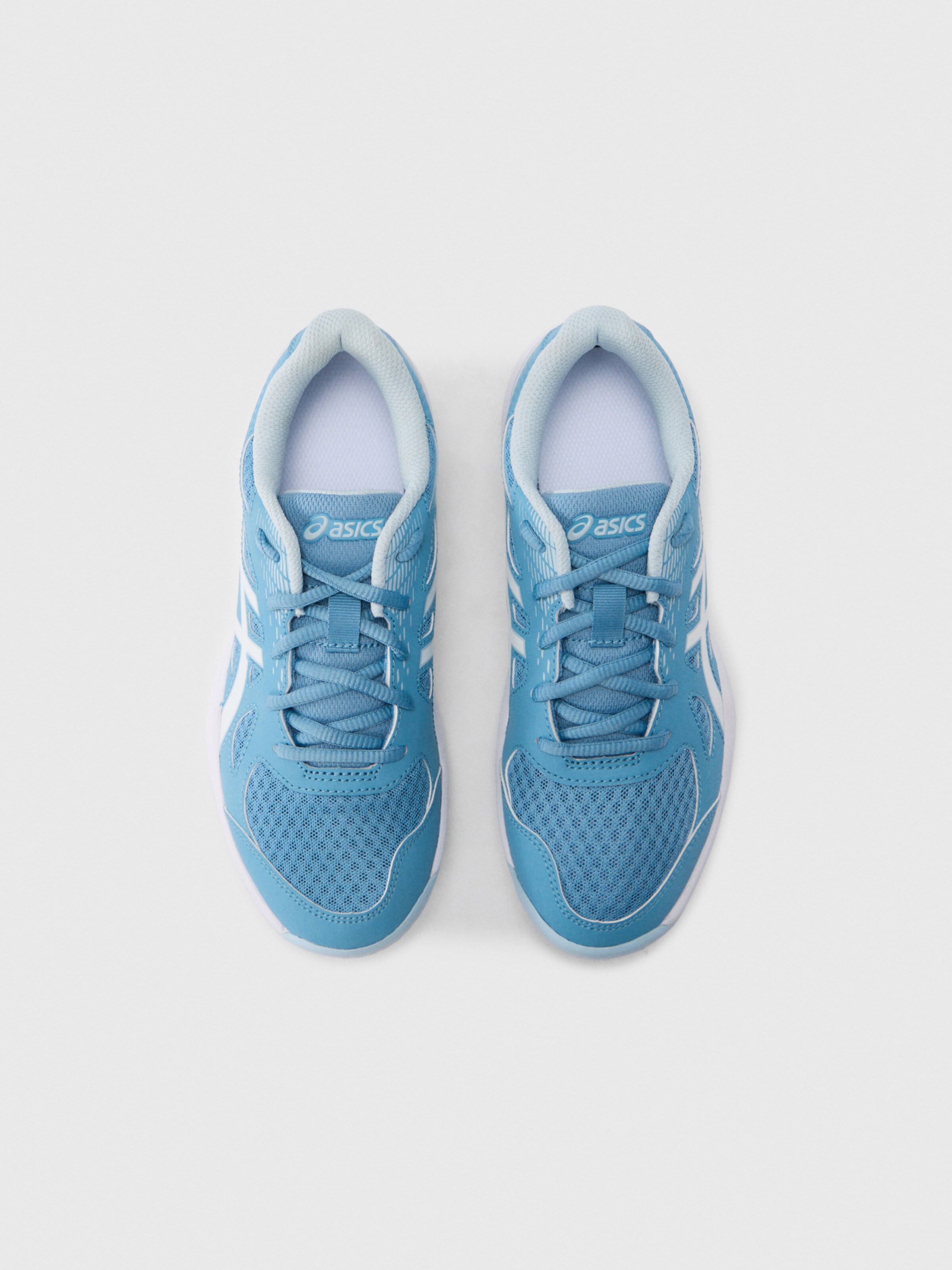 ASICS Кроссовки 'UPCOURT 6 GS' в цвете Sky Blue — фото 3