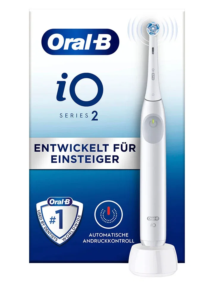 Электрическая зубная щетка с технологией iO Oral-B белая