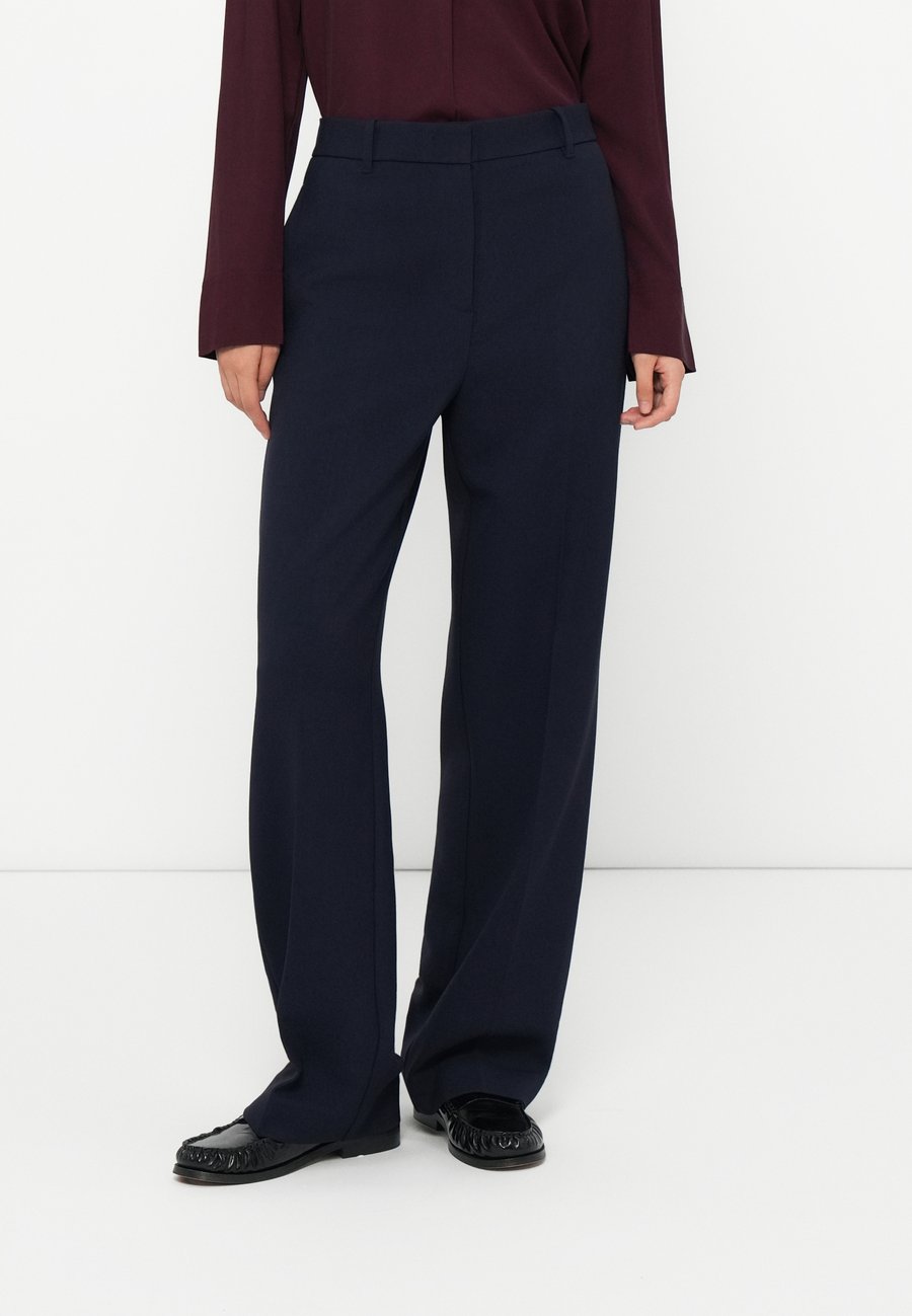 

Брюки Tommy Hilfiger PUNTO RELAXED STRAIGHT PANT, Dark Night Navy/Dark Blue