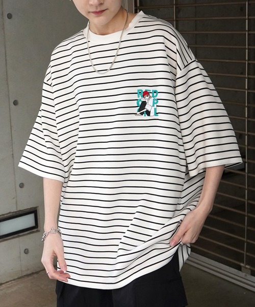 

Футболка оверсайз с контрастной отделкой и вышивкой Red Cap Girl, белый