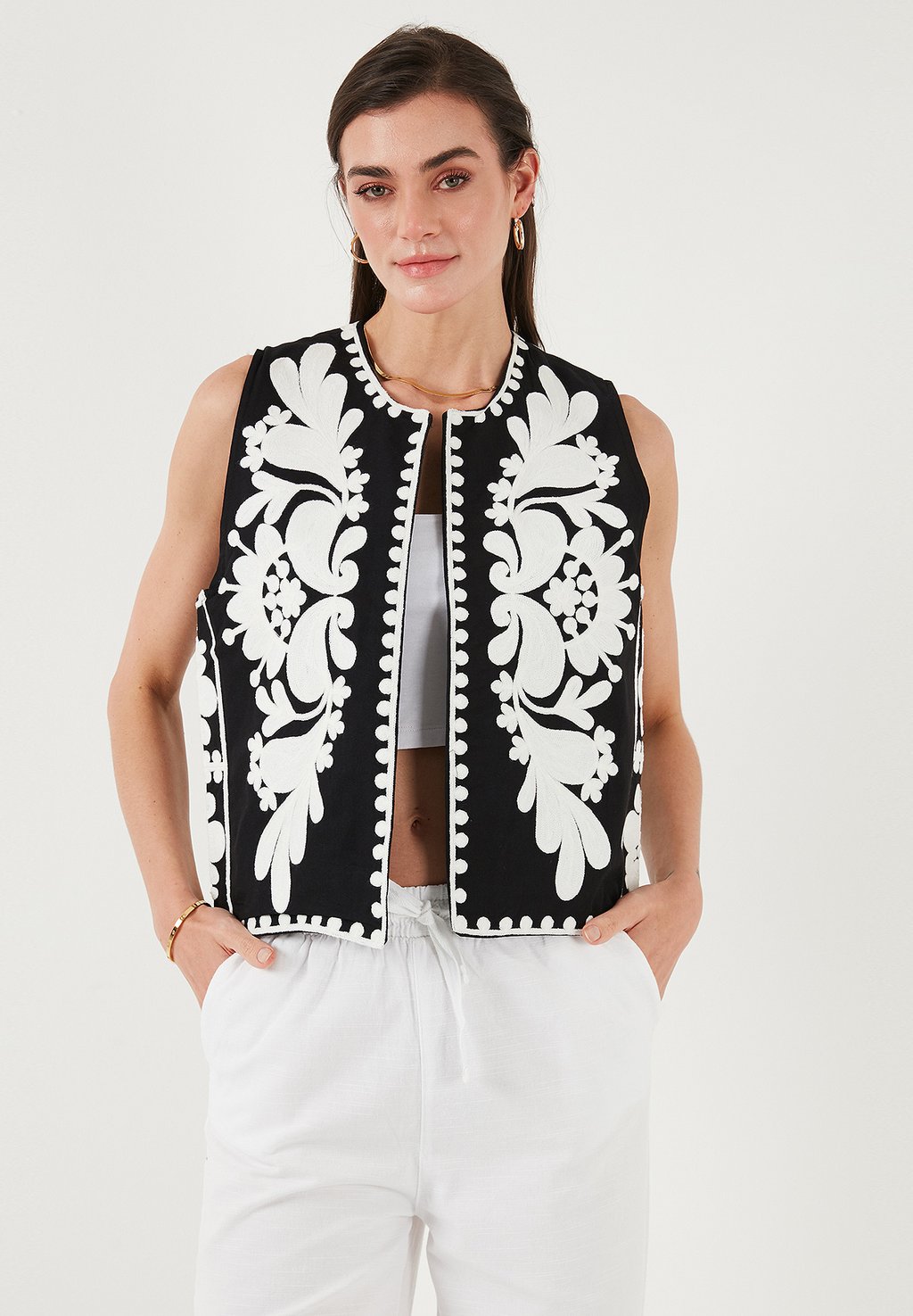 

Жилет REGULAR FIT LELA, черный