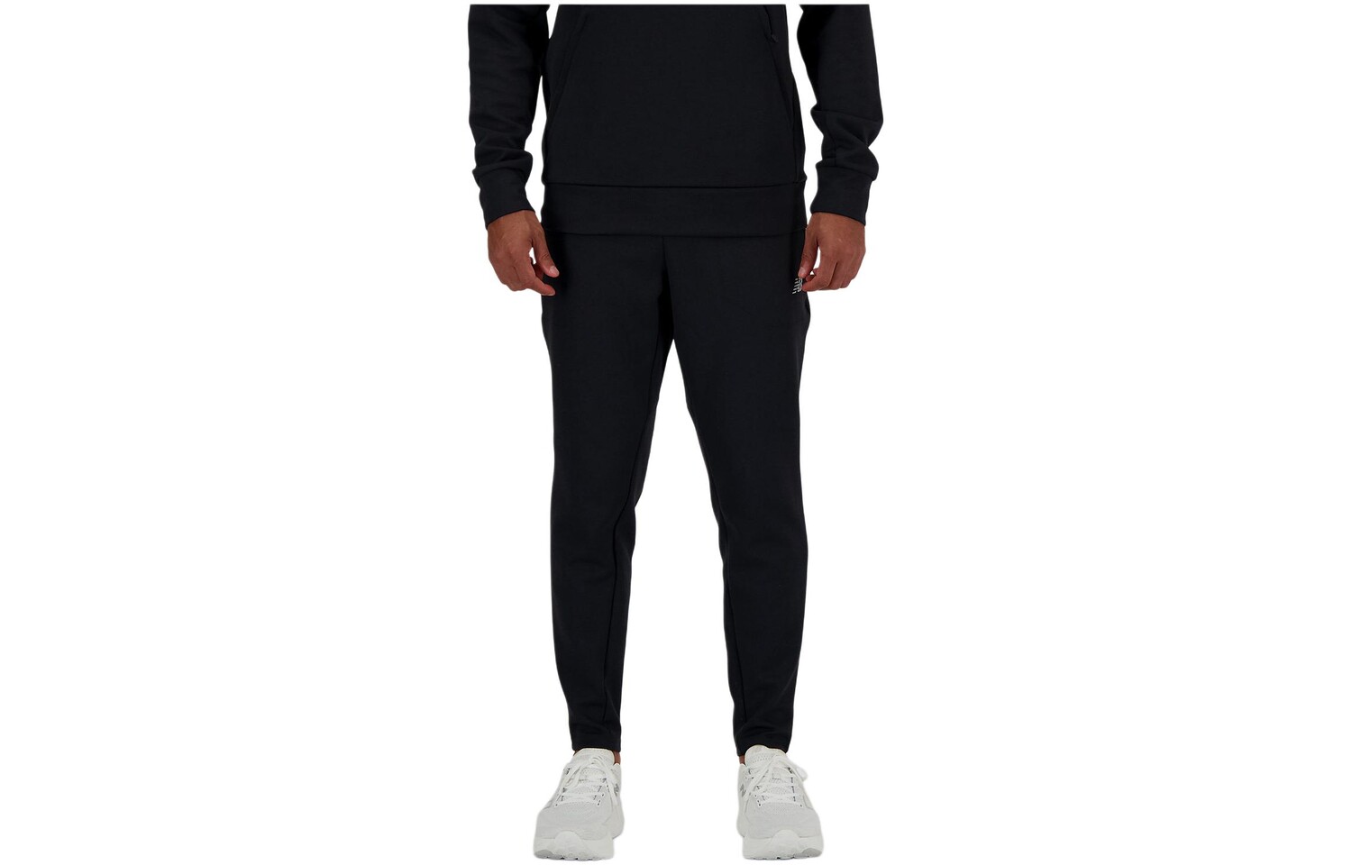 

Повседневные брюки мужские черные New Balance, черный