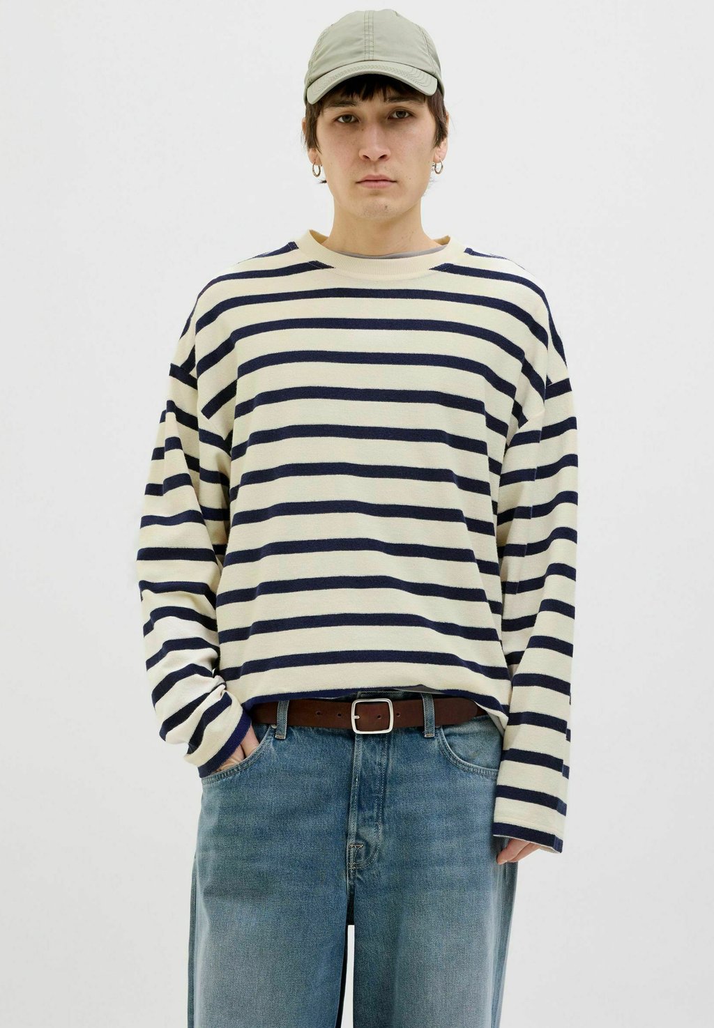 

Толстовка Jack & Jones, темно-синий