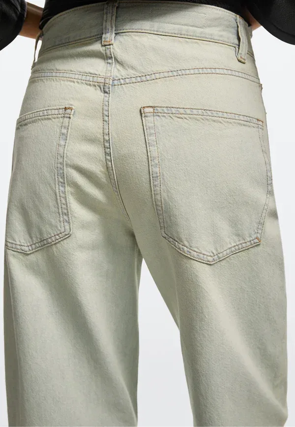 Джинсы 100% хлопок Mid-waist cropped wide-leg jeans Massimo Dutti, light blue, светло-голубой — фото 4