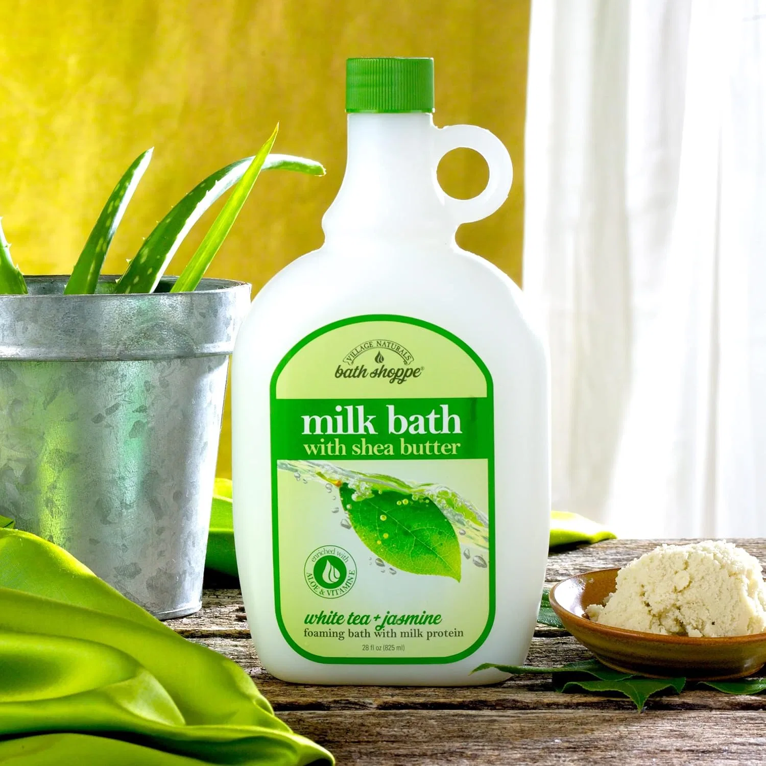 Пена для ванн с белым чаем и жасмином, Village Naturals Bath Shoppe, 2 шт. по 700 мл, белый — фото 3