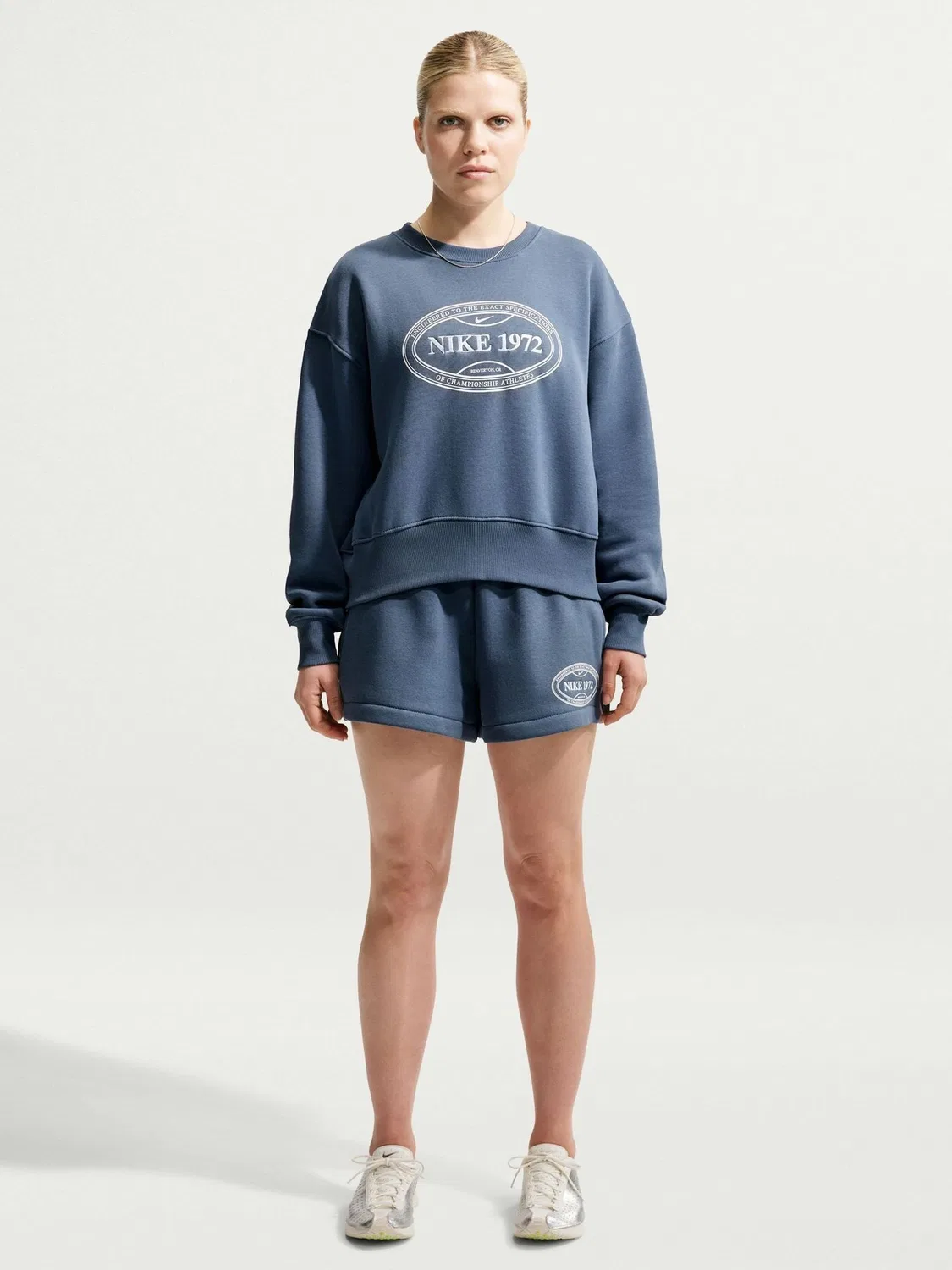Свитшот Nike Sportswear Phoenix Fleece, модель Tennis Nike, Diffused Blue — фото 2