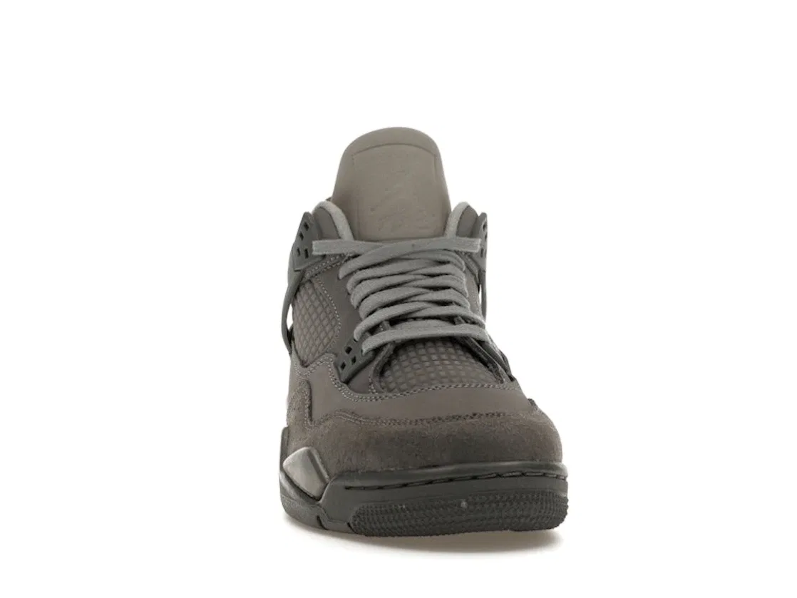 Детские кроссовки Lifestyle с монограммой Jordan 4 Retro SE, Smoke Grey/Iron Grey/Cement Grey — фото 2