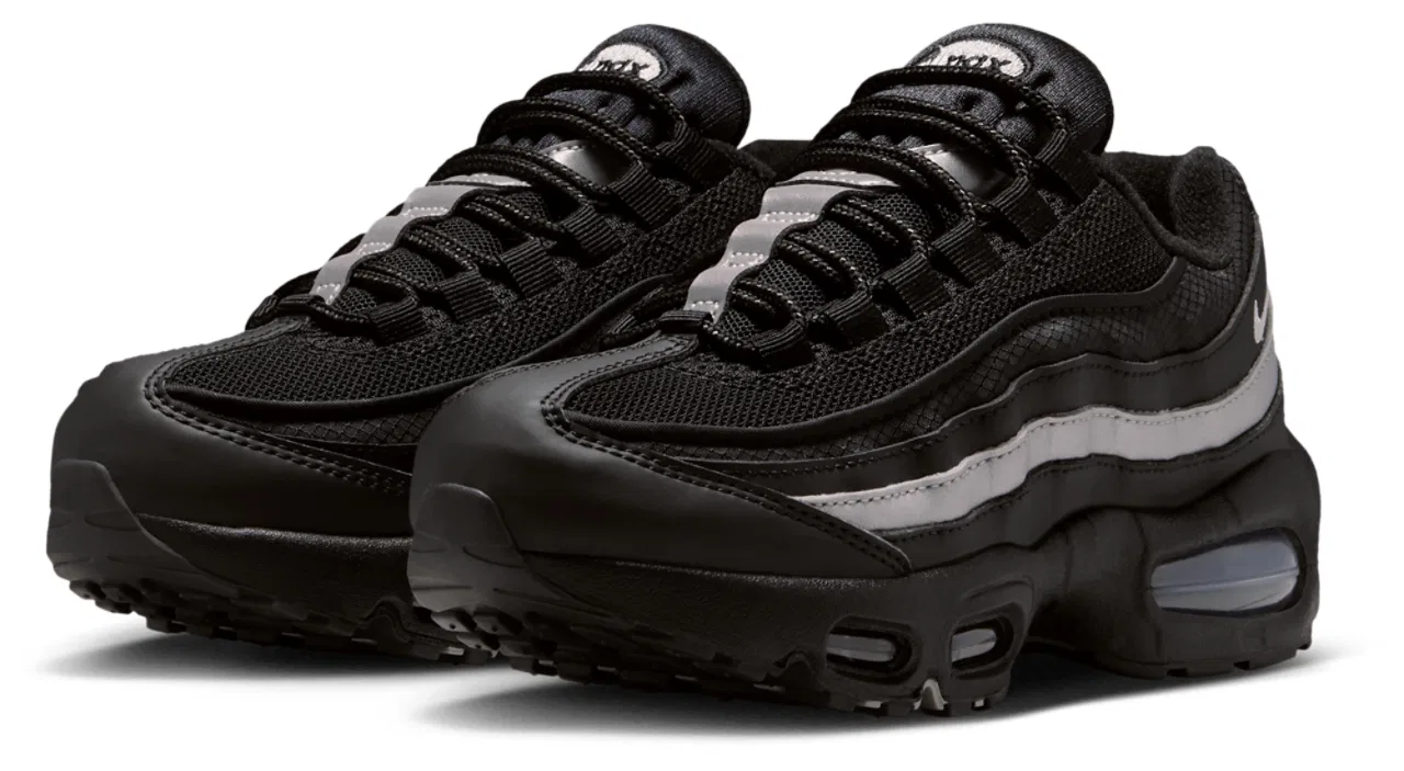 Кроссовки для девочек Air Max 95 Nike, цвет Black/Metallic Silver/White — фото 4