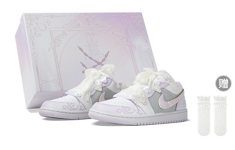 

Кроссовки Air Jordan 1 Vintage Basketball Shoes Women's Low-top White/purple, фиолетовый