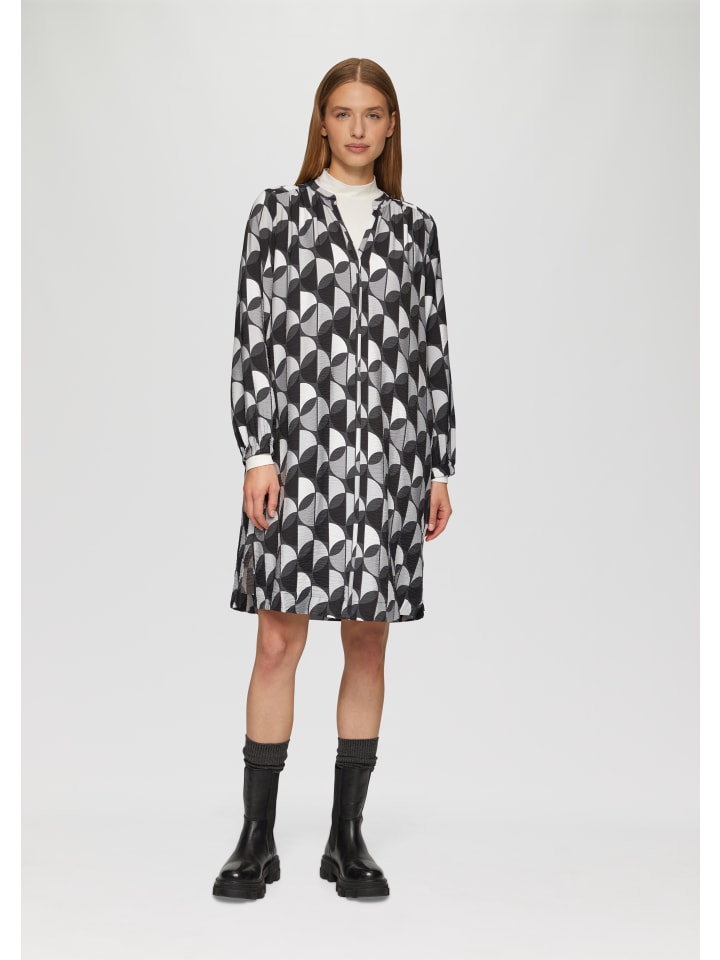 

Короткое платье s.Oliver Kleid kurz, серый