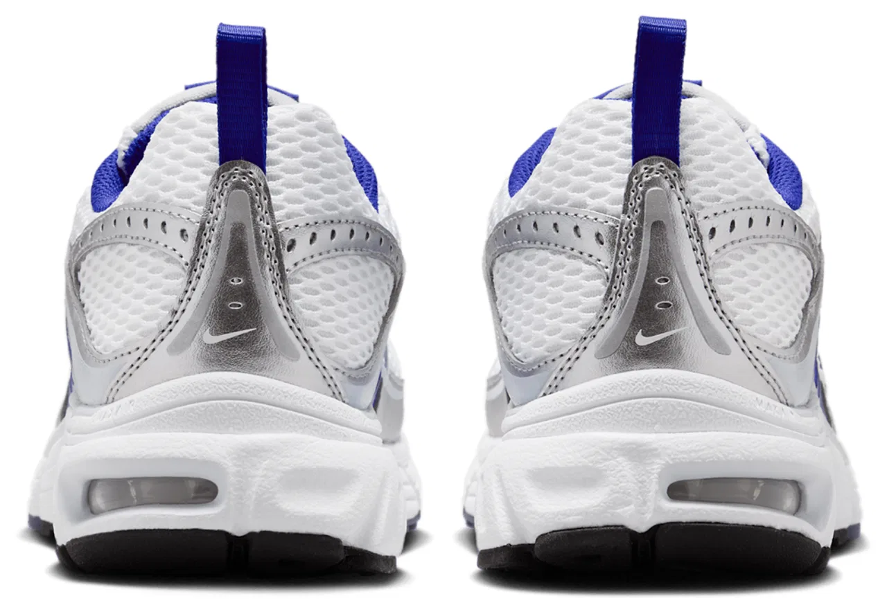 Кроссовки для девочек Air Max Moto 2K Nike, цвет White/Concord/Wolf Grey — фото 3