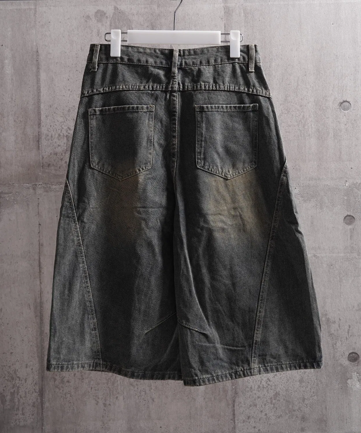 Детские джинсовые шорты с широкой кривой линией кроя Wide Curve Denim Shorts 1111clothing — фото 4