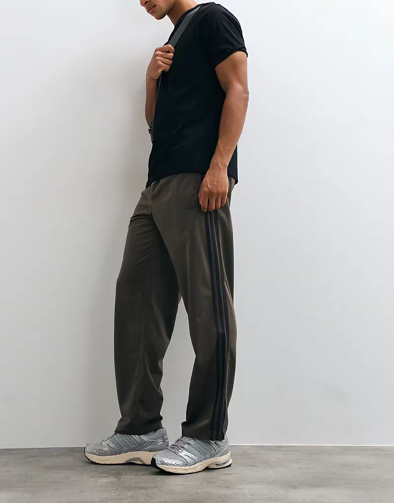 Спортивные брюки Adidas Originals Firebird темно-хаки