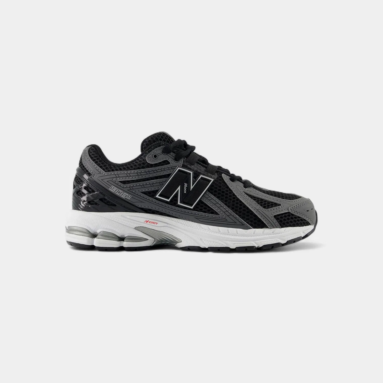 Детские кроссовки New Balance 1906R Black Team Red Castlerock, Schwarz