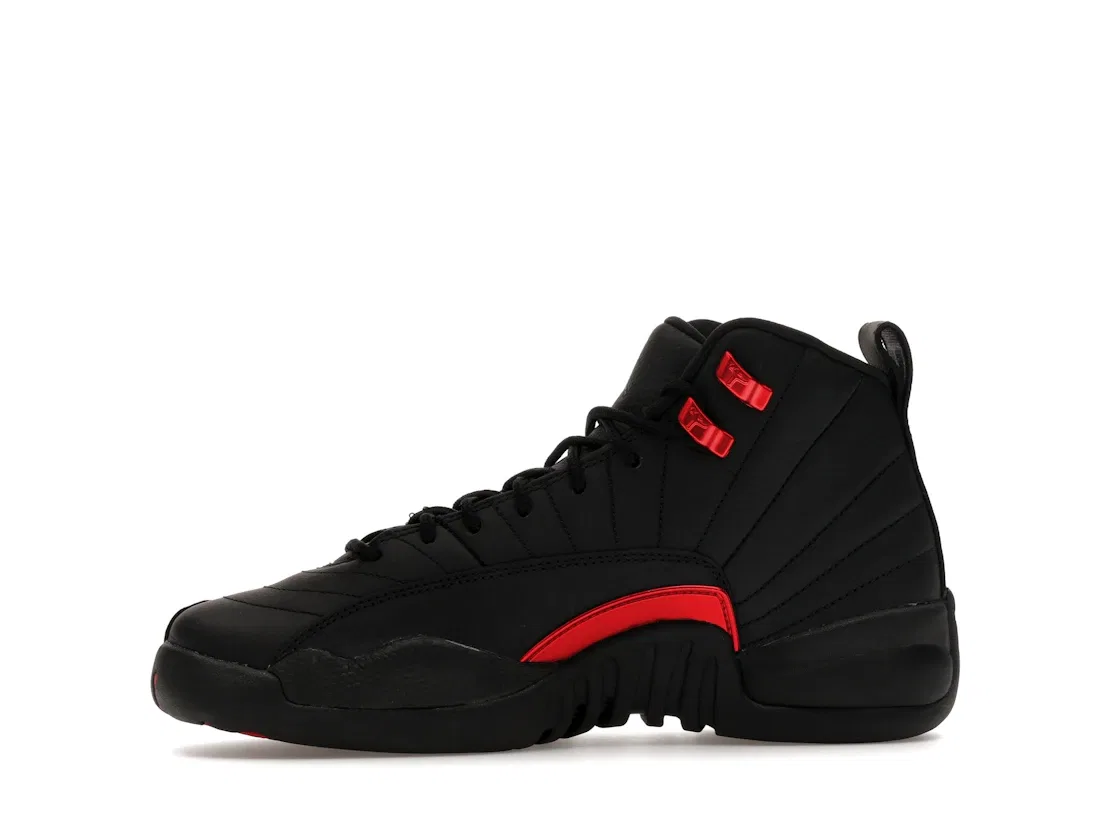 Детские кроссовки с длинным шнурованием Jordan 12 Retro Jordan, Black/Black/Varsity Red — фото 3