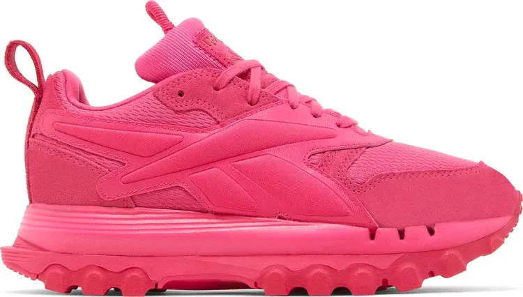 Женские кроссовки Reebok Classic Leather V2 'Pink Fusion' в стиле Cardi B — фото 2