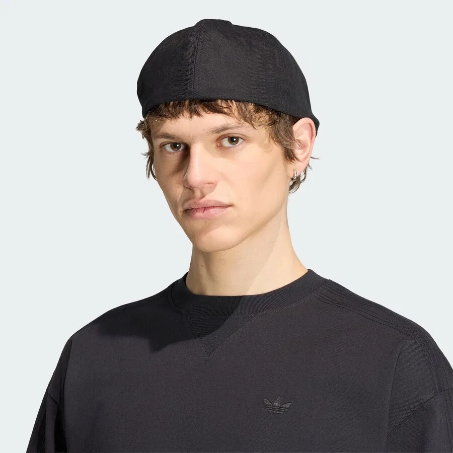 Футболка ADIDAS ORIGINALS 'Premium Essentials' черного цвета — фото 4