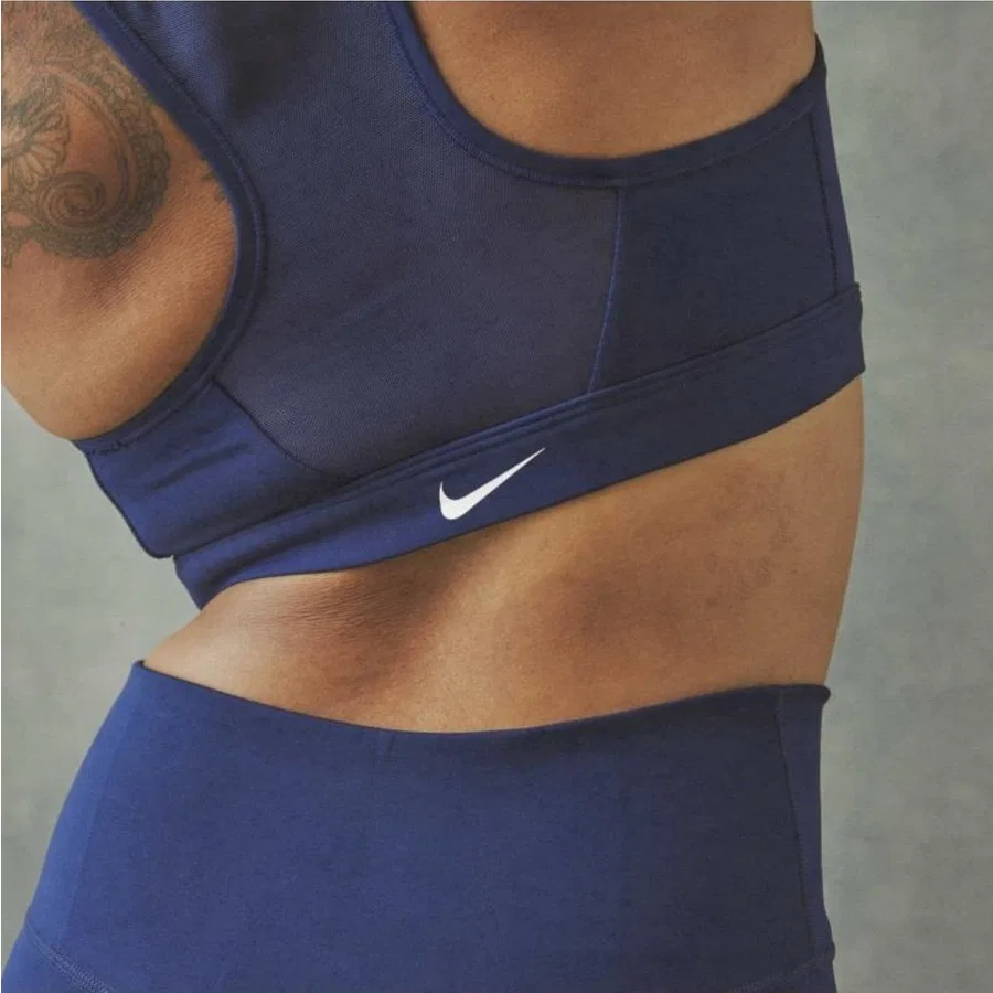 Спортивный бюстгальтер с фронтальной молнией Nike Dri-FIT Swoosh, Синий — фото 4