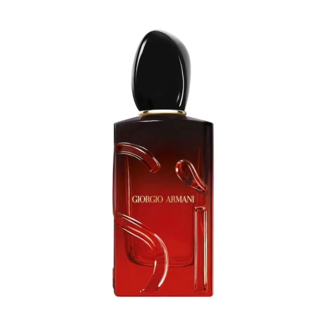 Женская туалетная вода Giorgio Armani Si Passione Intense (2024), 100 мл, Черная смородина