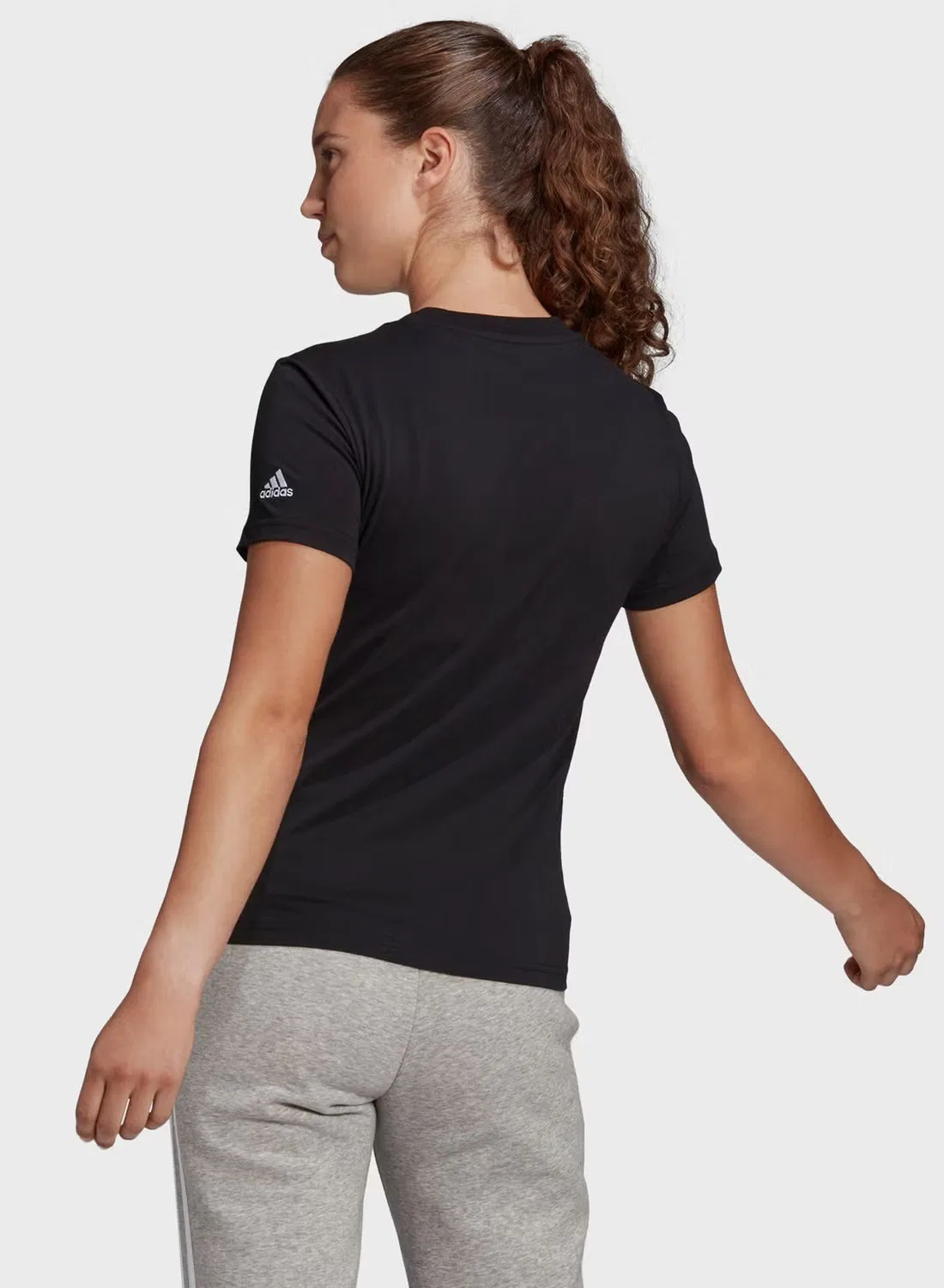 Футболка с принтом Linear Adidas, черный — фото 2