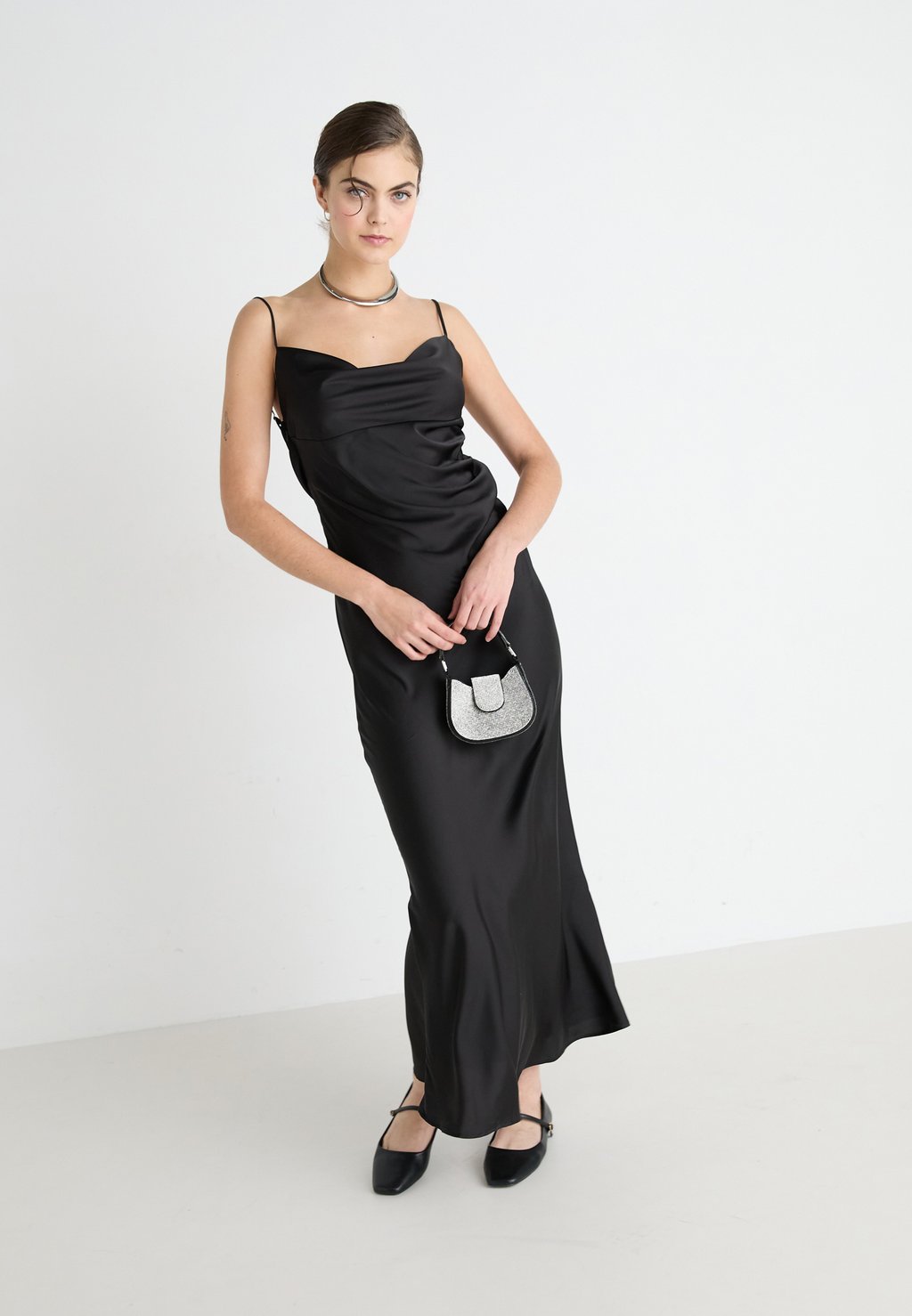 

Одежда для особых случаев DRESS Gina Tricot, черный