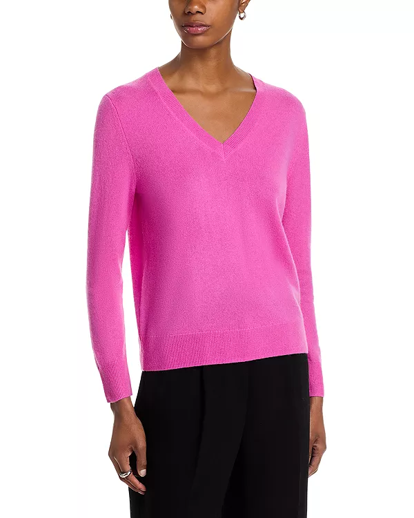 

Свитер с V-образным вырезом из 100% кашемира - эксклюзивная модель. C By Bloomingdale'S Cashmere, красный