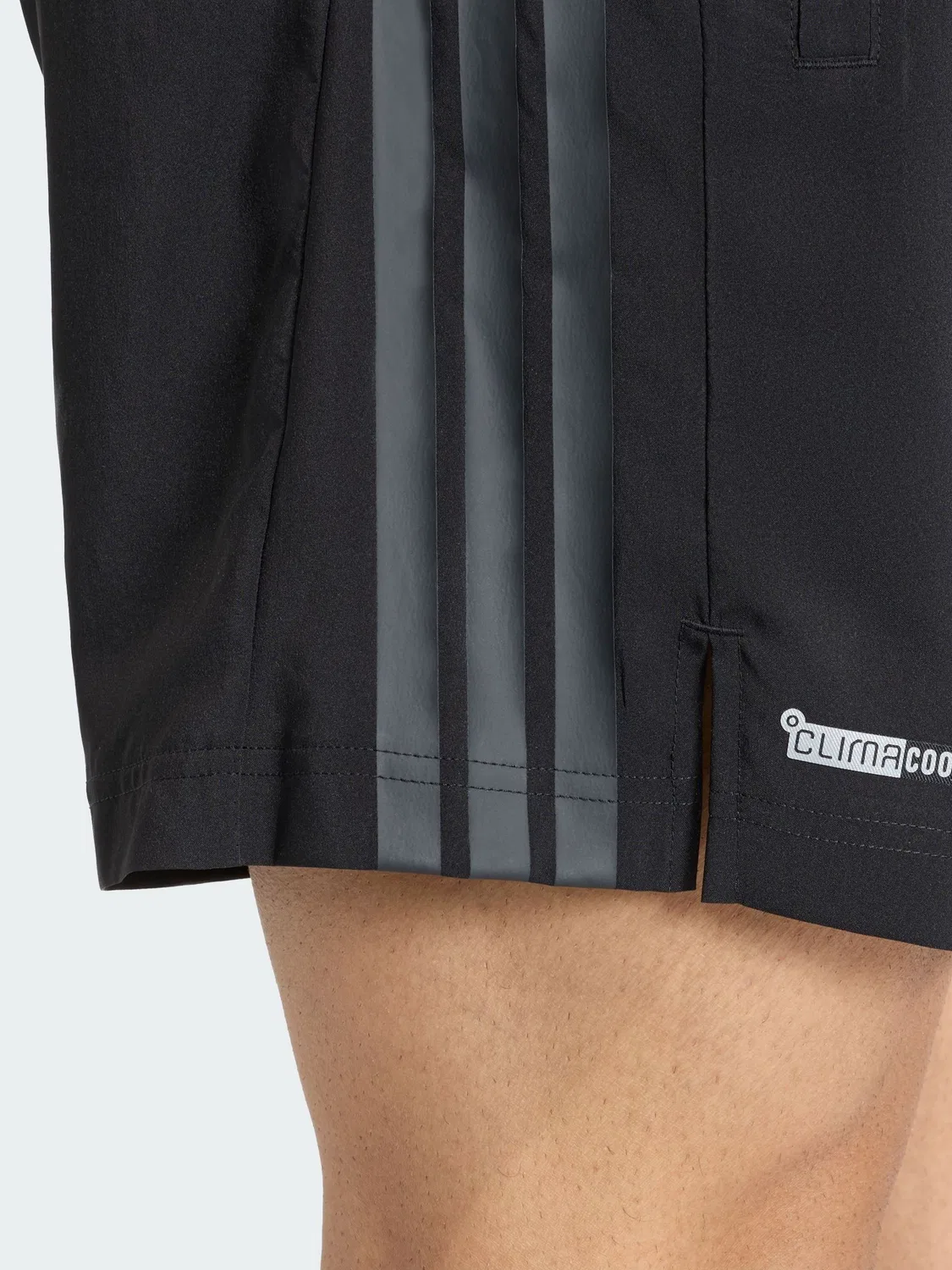 Шорты тренировочные Tech Essentials Workout 3-Stripes adidas, черный — фото 4