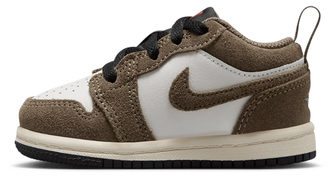 Кроссовки для мальчиков AJ 1 Low Alt Jordan, цвет Brown/Black/White — фото 2