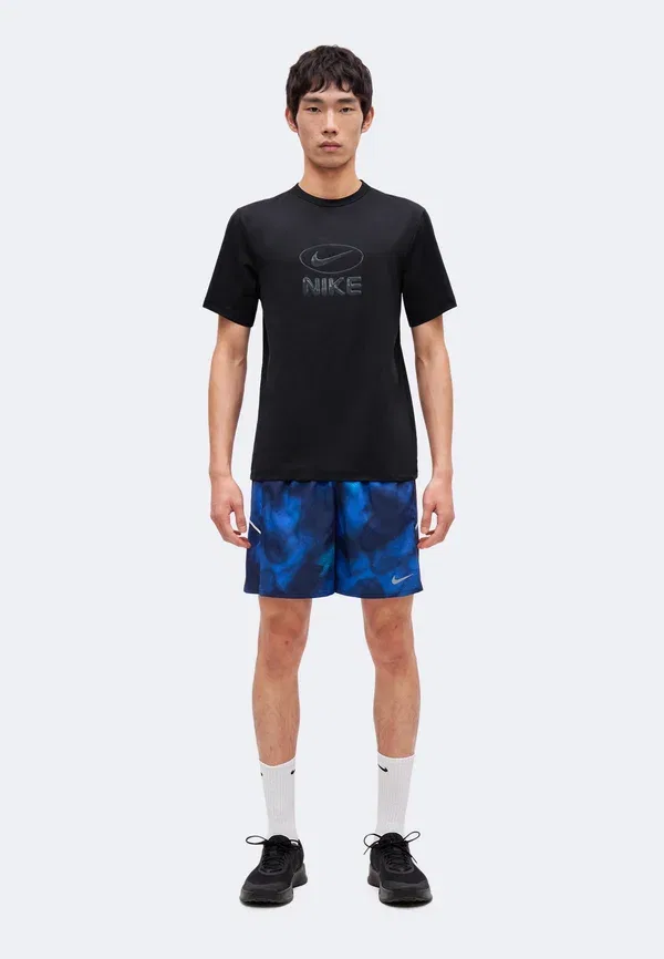 Футболка спортивная Dri-fit Hyverse Nike Performance Black, Anthracite, черный — фото 2