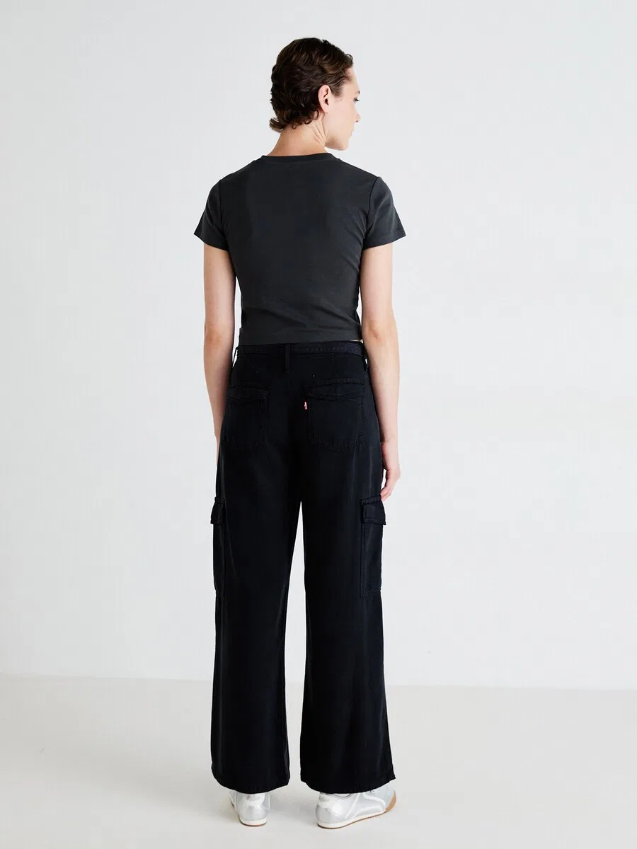 Брюки-карго LEVI'S Baggy Cargo Pants 'Baggy Dad Cargo Pants' черного цвета — фото 4