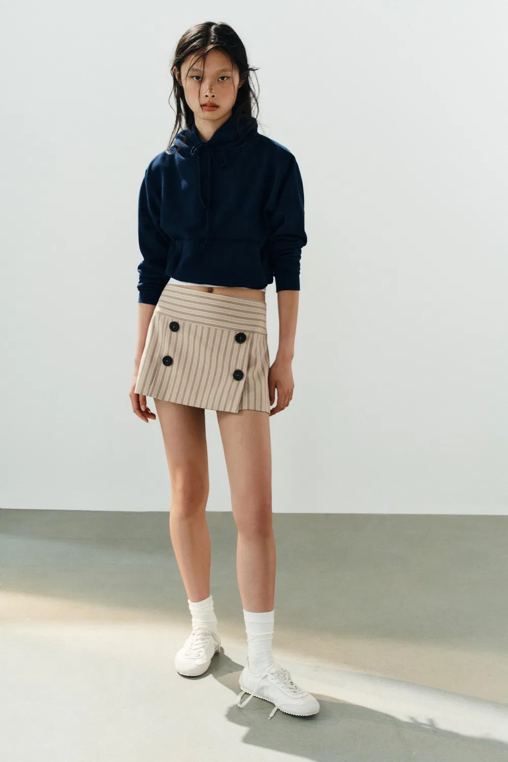 Шорты-юбка в полоску на пуговицах ZARA, Light brown