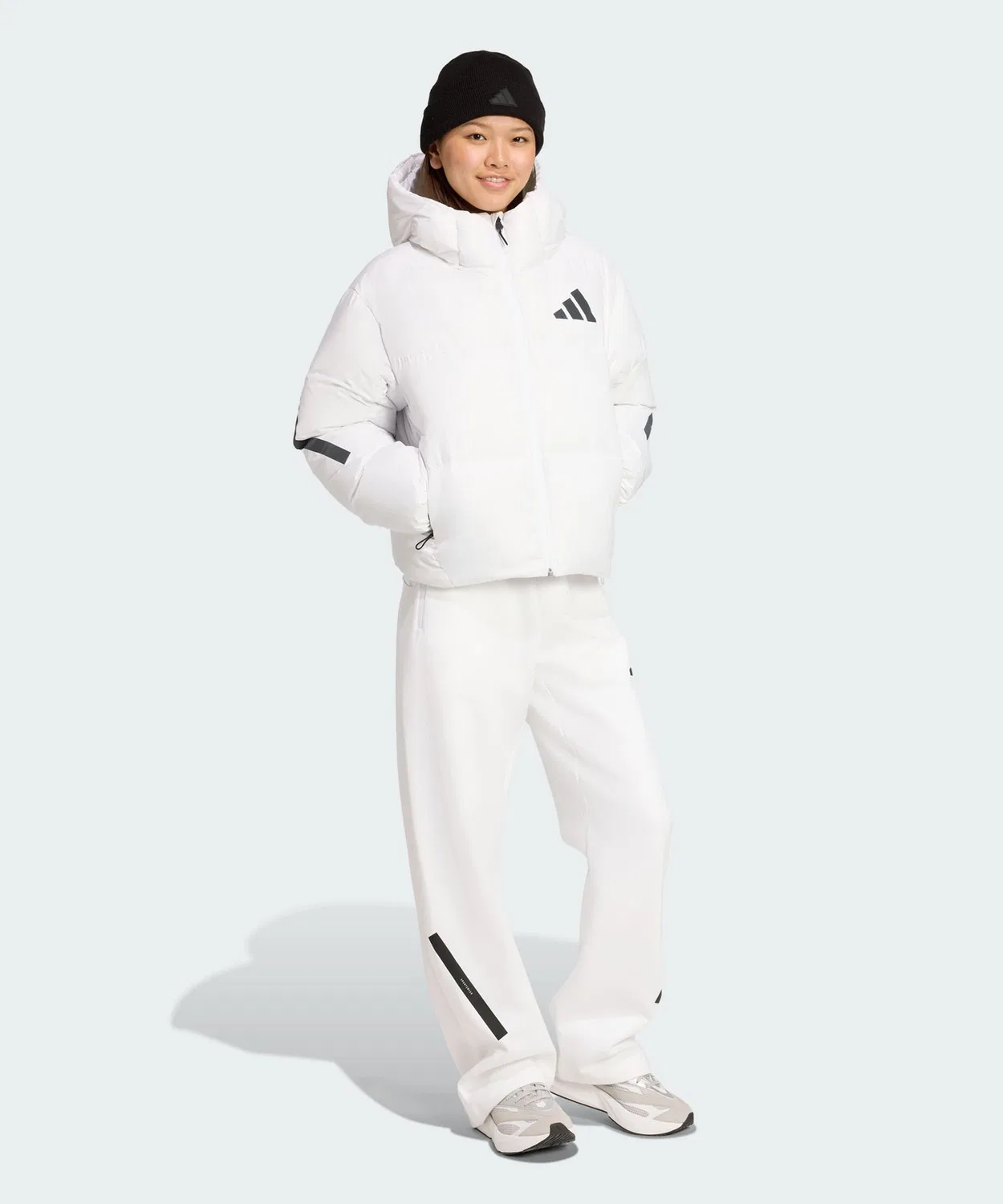 Женский пуховик с капюшоном Climawarm Adidas Z.N.E., Белый — фото 3