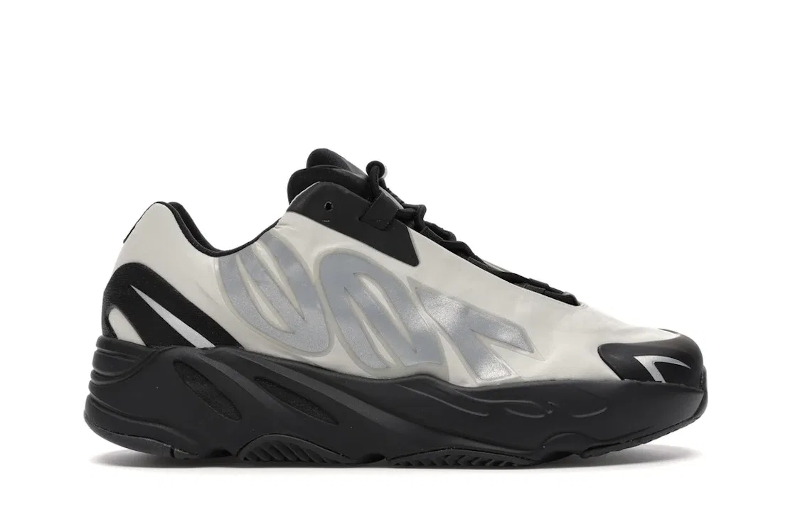 Детские кроссовки Lifestyle с легким верхом Adidas Yeezy Boost 700 MNVN, Bone/Bone/Bone