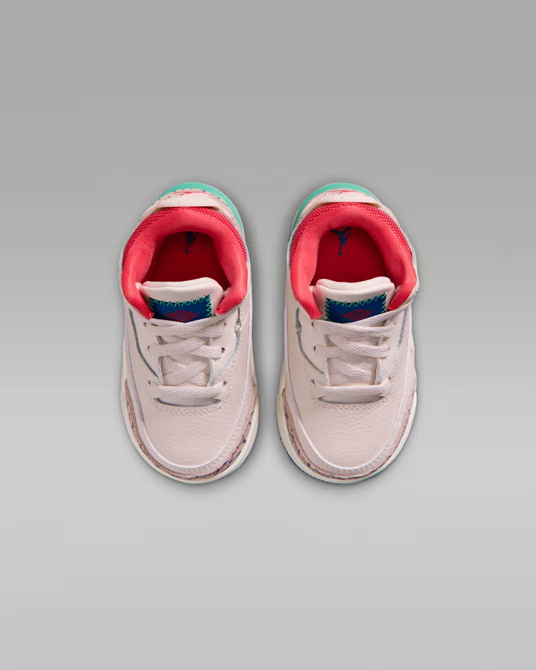 Детская/подростковая обувь Jordan 3 Retro "Play Your Way", Chalk/True Blue/Kinetic Green/Track Red — фото 4