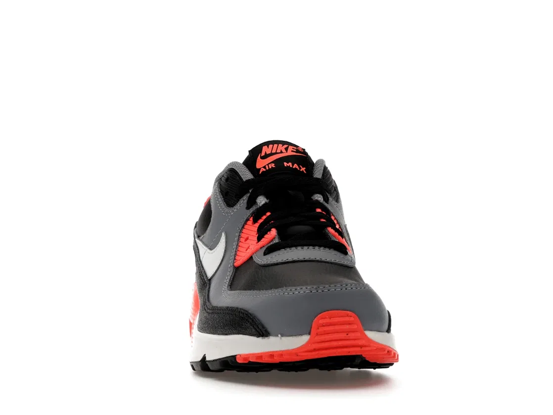 Детские кроссовки Lifestyle Nike Air Max 90, Black/Cool Grey/Bright Crimson/Photon Dust — фото 2
