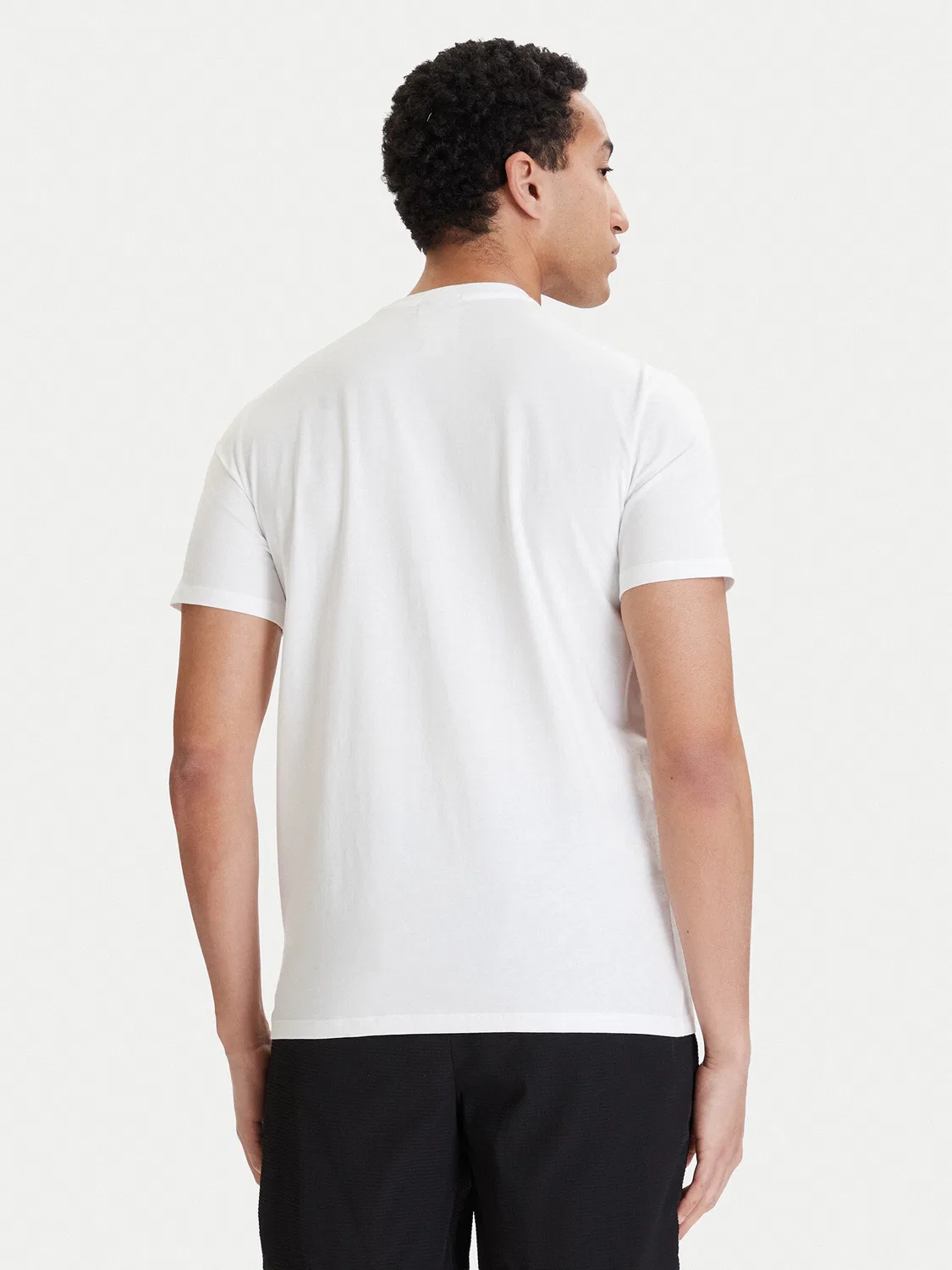 Мужская футболка стандартного кроя Micro Logo Calvin Klein, белый — фото 3