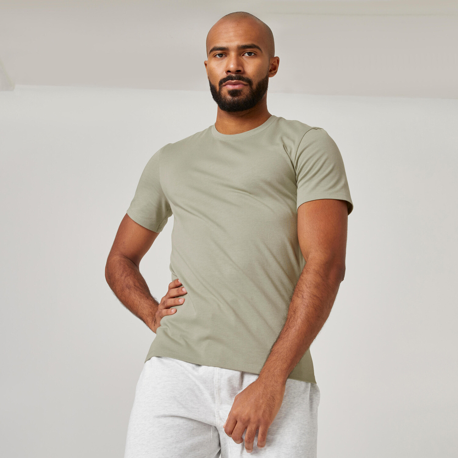 

Футболка 500 Fitness Slim Cotton Round Neck Men's Sage Grey DOMYOS, мудрец