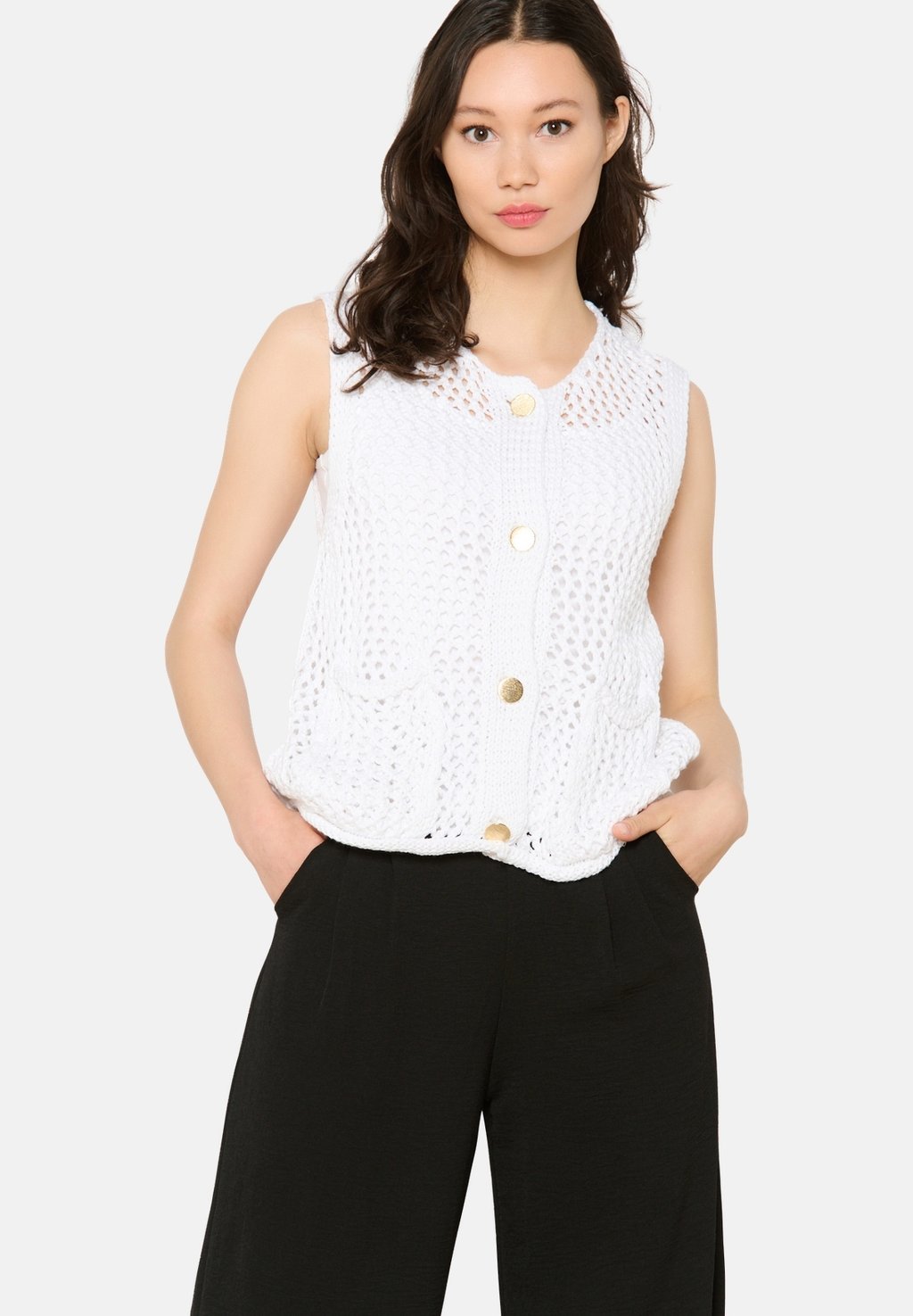 

Жилет SLEEVELESS OPENWORK LolaLiza, белый