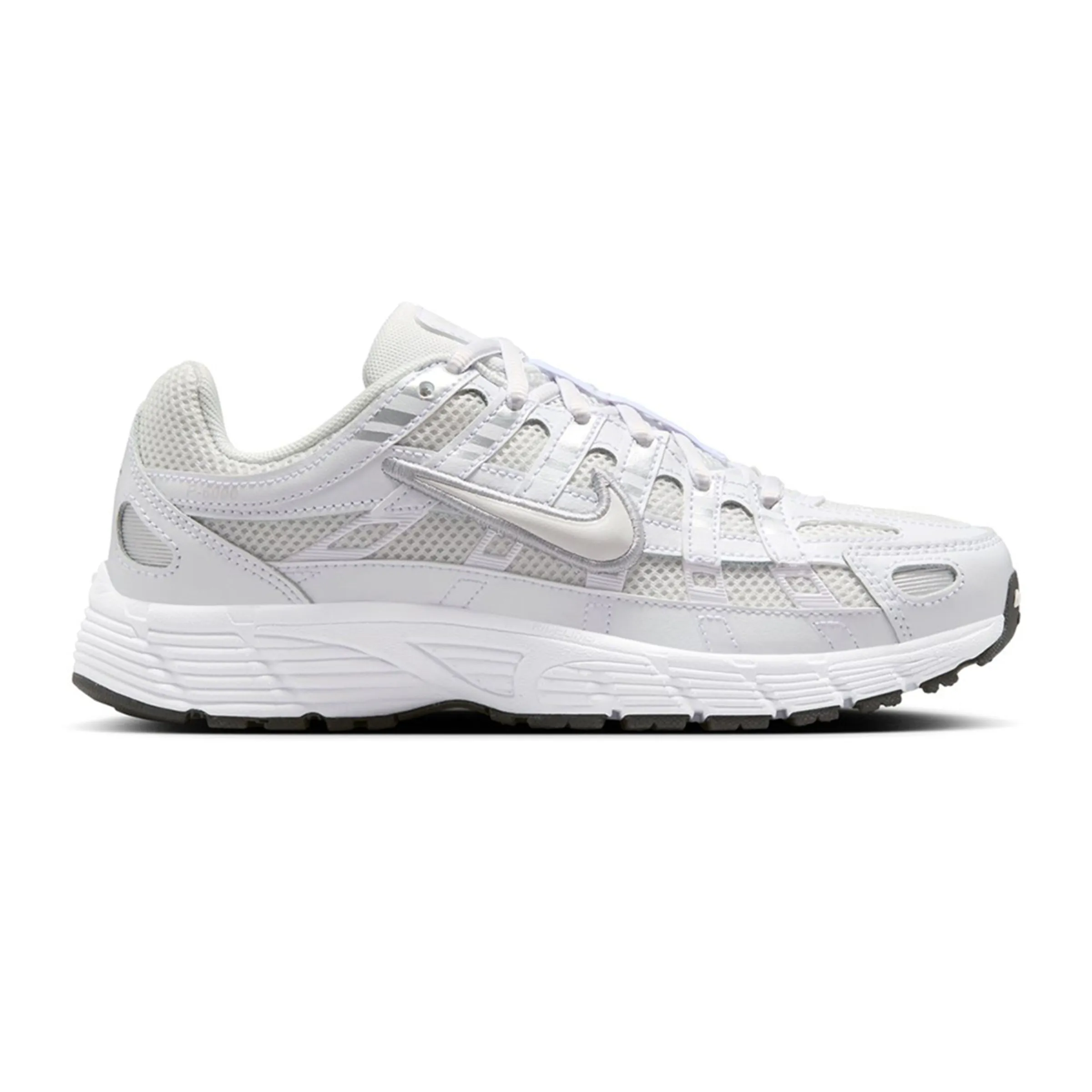 

Детские повседневные кроссовки для мальчиков NIKE P-6000 (GS) Nike, черный