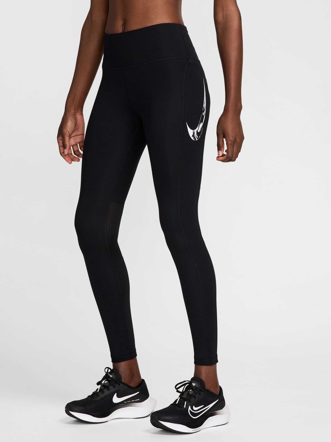 

Тайтсы Nike W NK DF FAST MR 7/8 TIGHT SW, черный