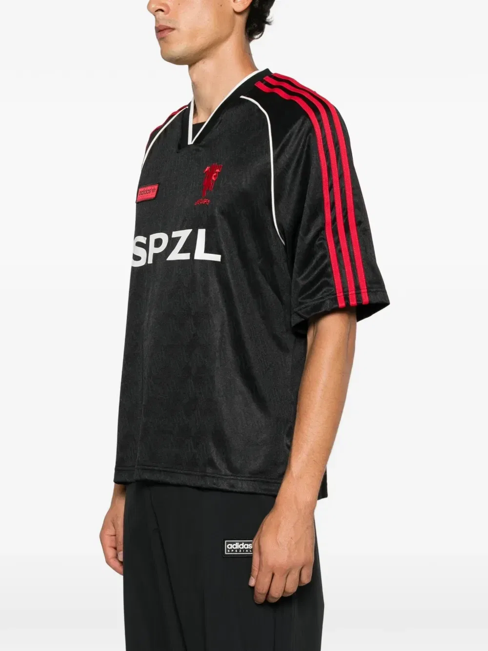 X-образная футболка Manchester United с V-образным вырезом Adidas, черный — фото 3