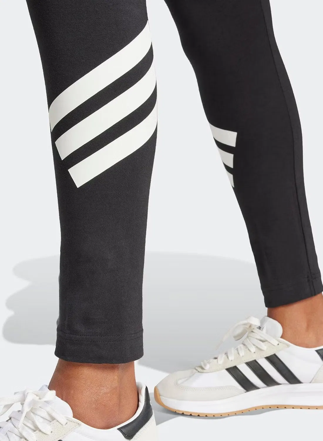 Леггинсы с принтом Future Icons Adidas, черный — фото 3