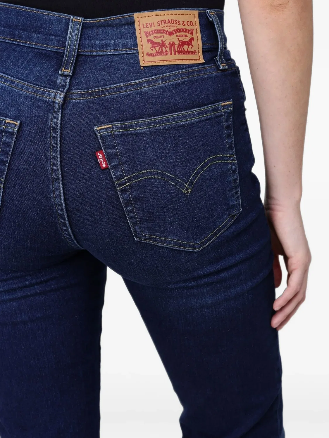 Джинсы прямого кроя с эффектом стирки Levi's, синий — фото 2