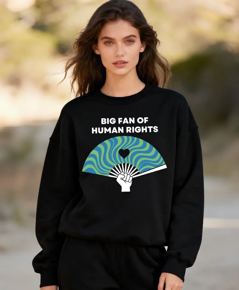 Женское худи с принтом Big Fan Of Human Rights, зелёный — фото 2